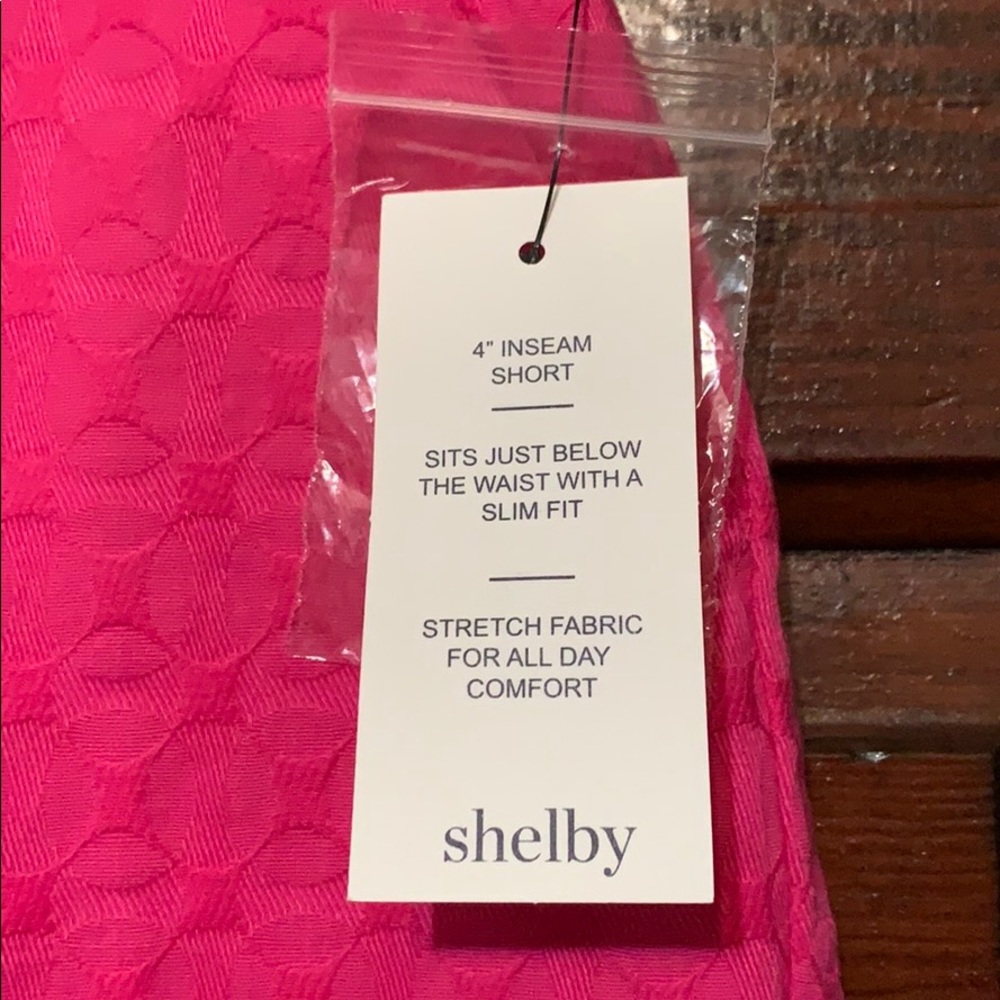 Crown & Ivy Pink Shelby Scallop Shorts - Picture 5 of 8